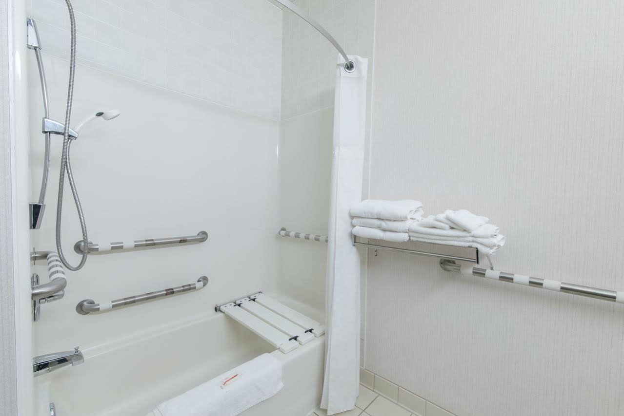 Ramada Limited Bismarck Northeast - featured photo
