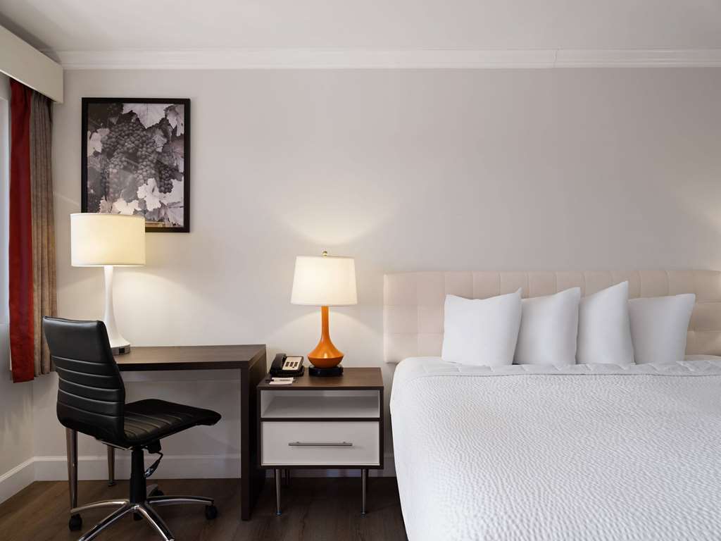 Ramada by Wyndham San Diego Poway Miramar - photo 16