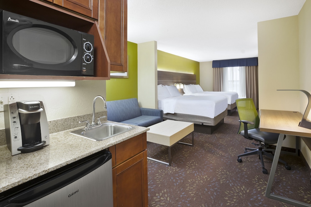 Holiday Inn Express Circleville by IHG - photo 8