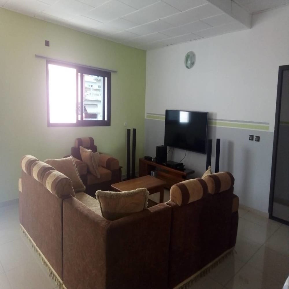 Complexe Hôtelier Paris Village in Abidjan, Côte D'Ivoire