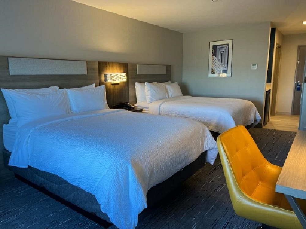 Holiday Inn Express Rensselaer by IHG - photo 7