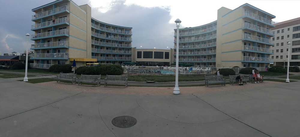 Spark by Hilton Virginia Beach Oceanfront - photo 39