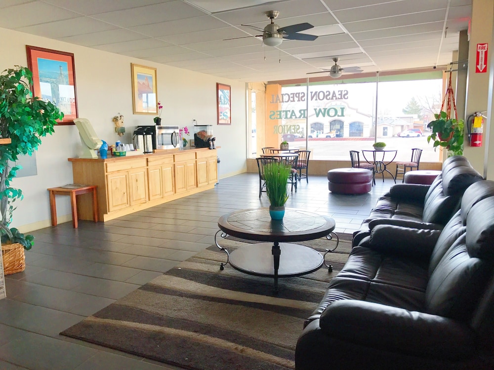 Appletree Inn - photo 4