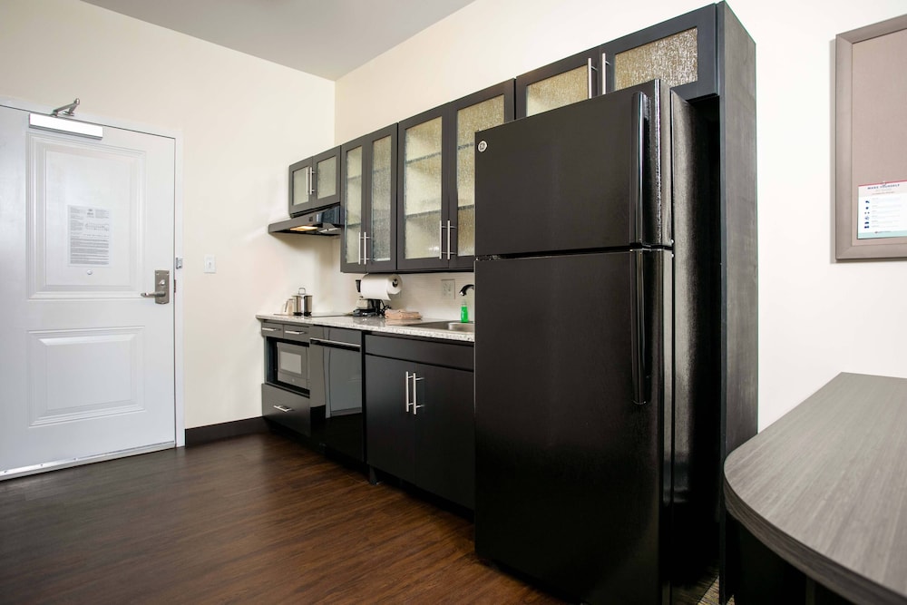 Candlewood Suites Jacksonville Mayport by IHG - photo 10