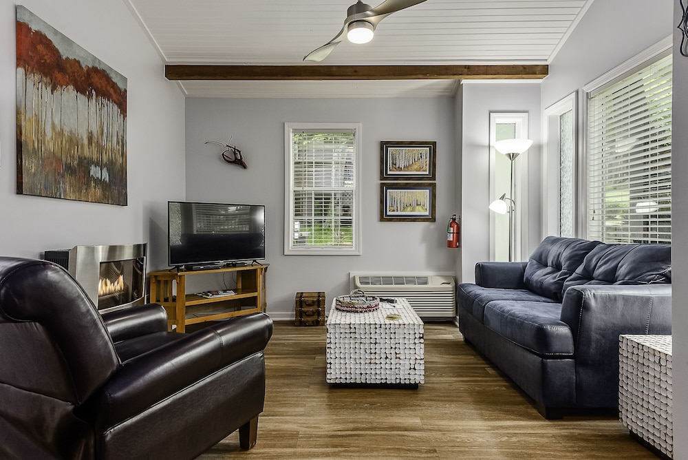 The Woods Cabins - photo 16
