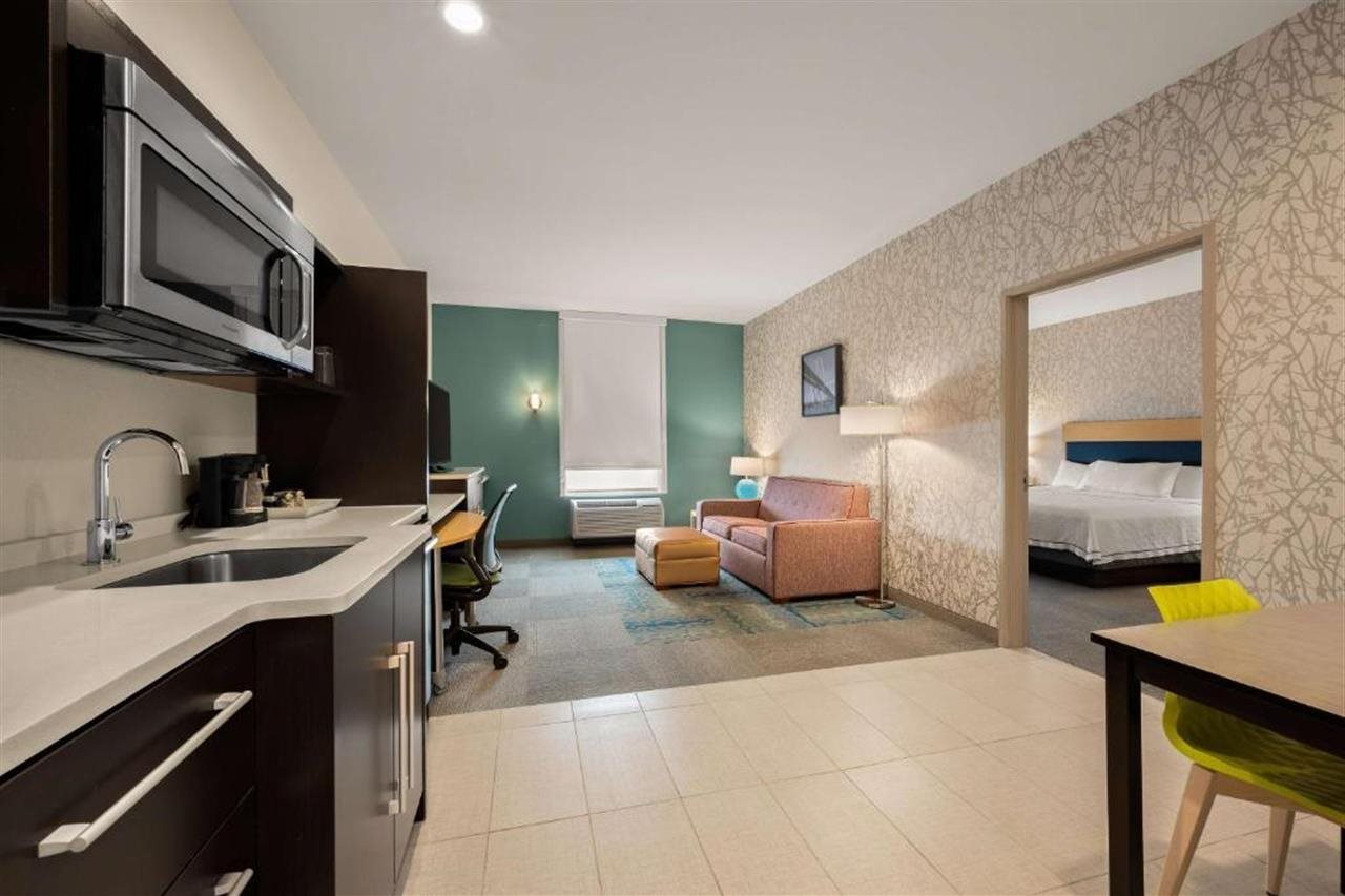 Home2 Suites by Hilton Baytown - photo 7