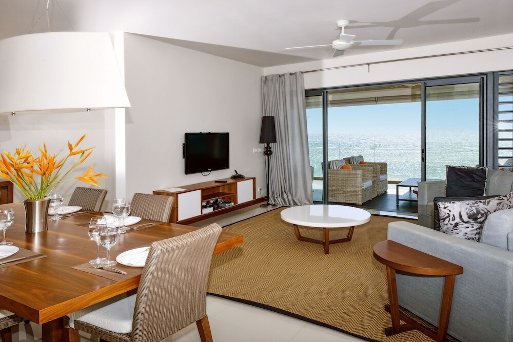 Leora Beach by Dream Escapes Holidays — 4-Star Luxury Hotel in Grande Riviere Noire, Mauritius