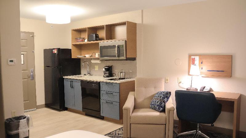 Candlewood Suites Grand Prairie by IHG - photo 44