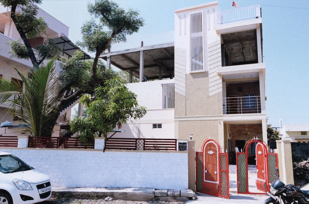 Ishwar Retreat in Gulbarga, India