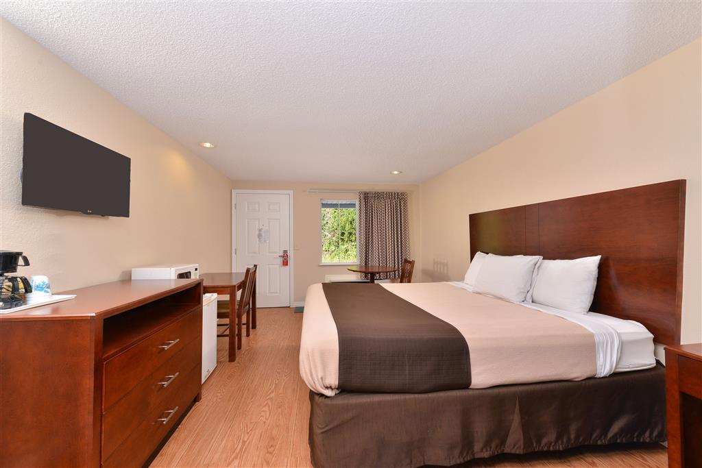 Americas Best Value Inn & Suites St. Clairsville Wheeling - photo 18