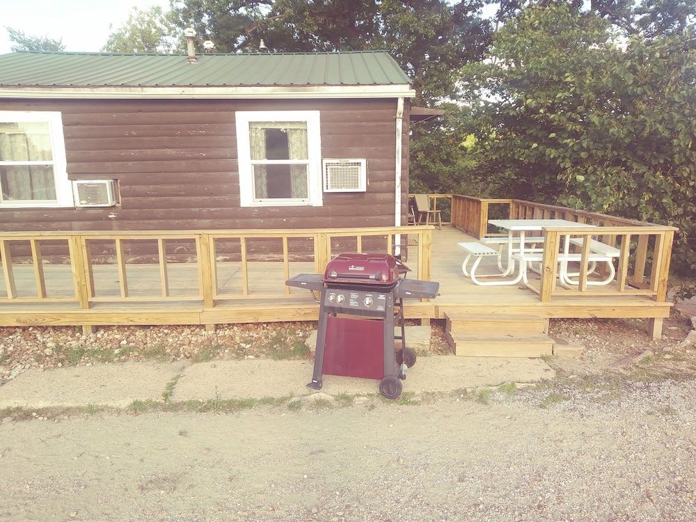 Headwaters Motel - photo 17