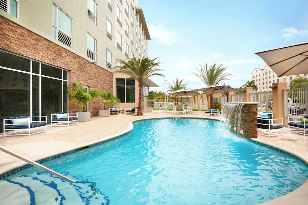 Four Points by Sheraton Miami Airport - photo 14