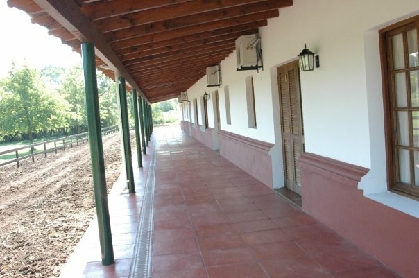 Los Viejos Ombúes — hotel in Campana