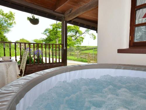 3 Bed In South Molton Stitc in South Molton, United Kingdom