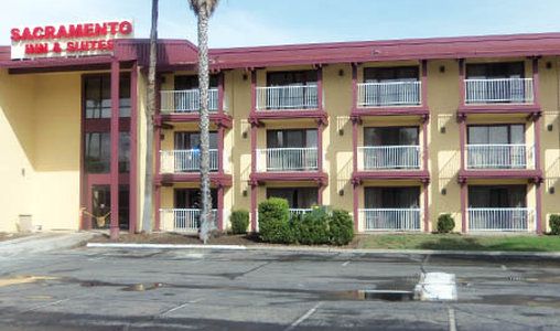 Sacramento Inn and Suites - photo 6