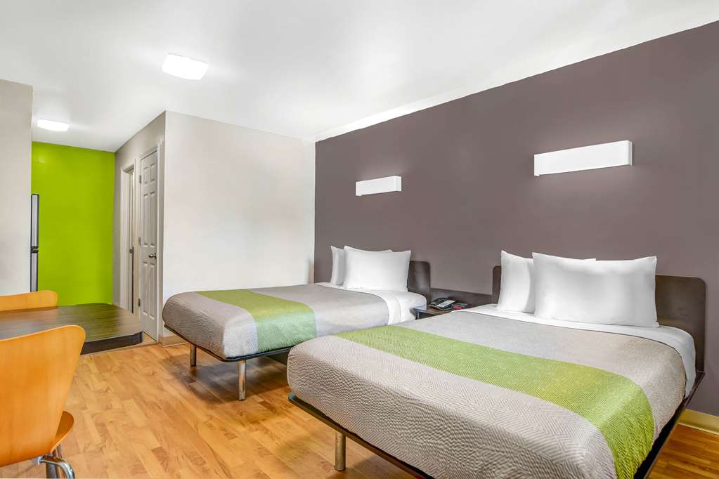 Studio 6 Extended Stay Atlanta GA Chamblee - photo 15