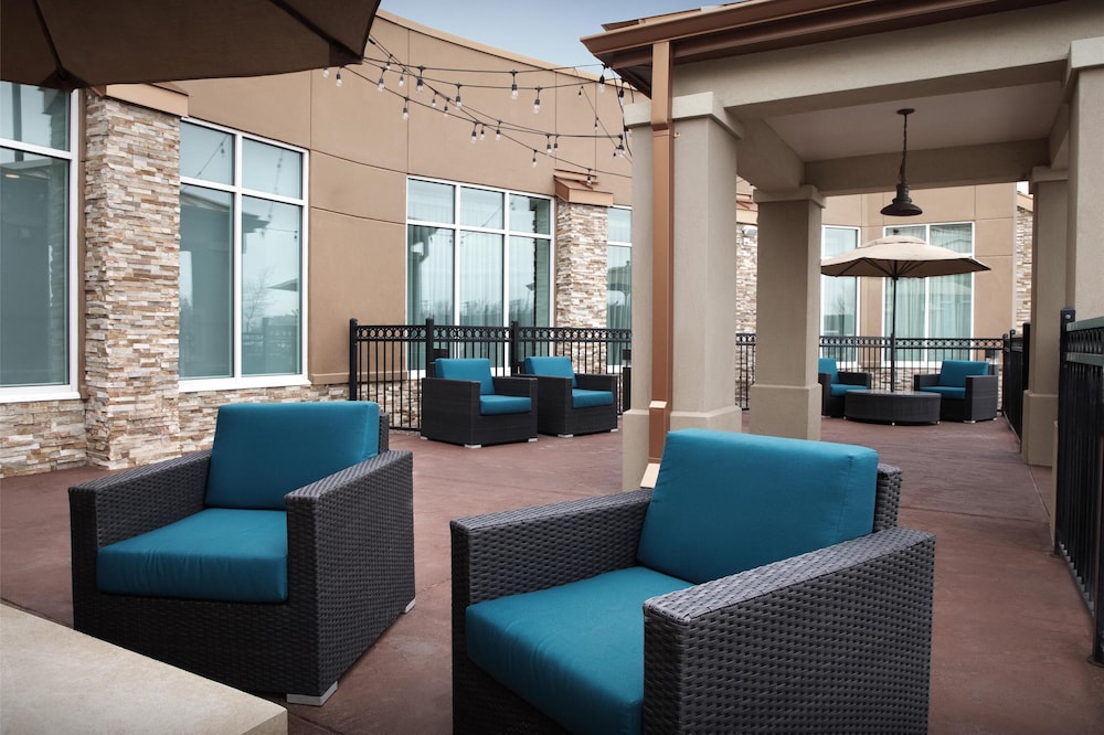 Hilton Garden Inn Gallup - photo 52