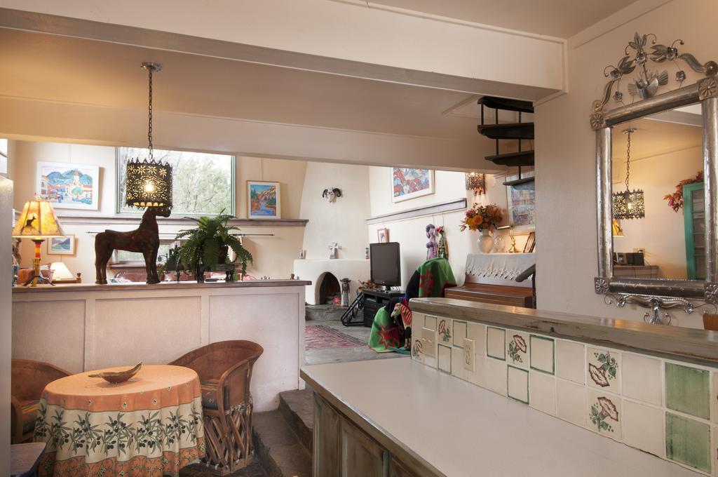 Inger Jirby's Guest Houses - photo 11