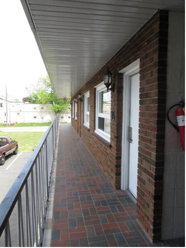 The America’s Hospitality Inn in Niagara Falls, Canada