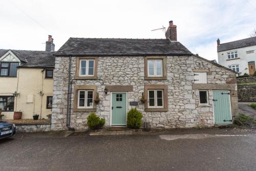 Dale End Cottage Brassington — 4-Star Luxury Hotel in Matlock, United Kingdom