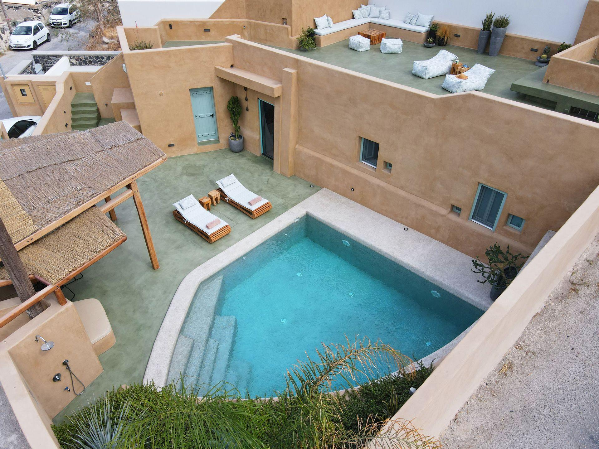 Potamos Luxury House — 4-Star Luxury Hotel in Fira, Greece