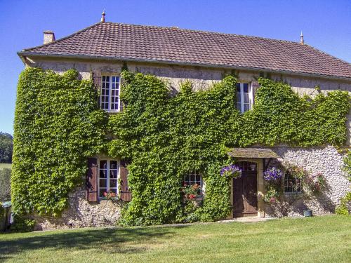 Le Manoir De St Marcel — 4-Star Luxury Hotel in Bergerac, France