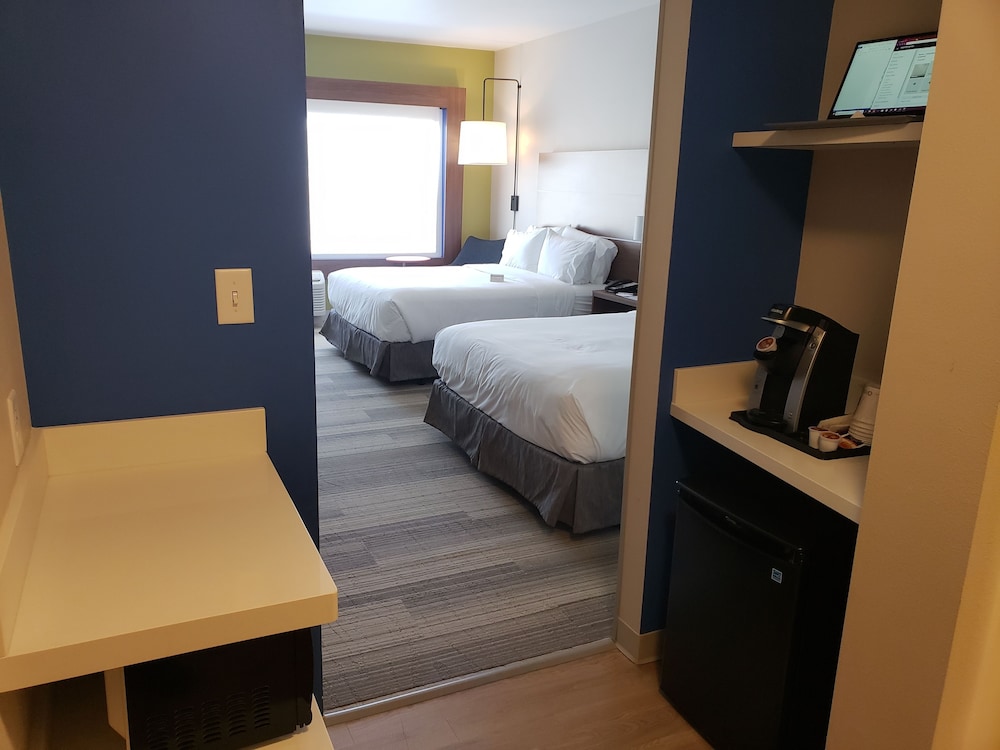 Holiday Inn Express & Suites Brigham City North Utah by IHG - photo 26