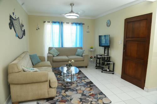 Apto Caleta Beach 3Hab — 4-Star Luxury Hotel in La Romana, Dominican Republic