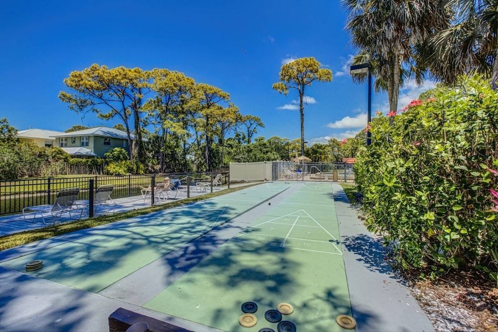 White Pine Court - photo 4