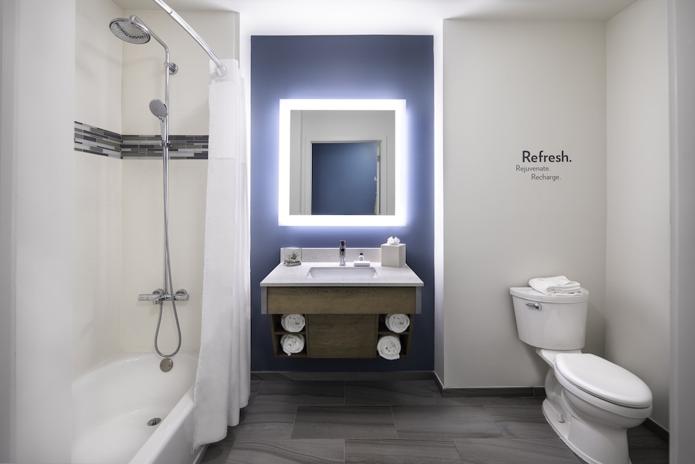 Even Hotel Miami Airport By Ihg - photo 36