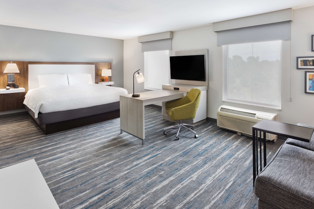 Hampton Inn & Suites Phenix City Columbus Area - photo 11