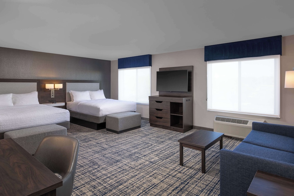 Hampton Inn & Suites Manteca - photo 19