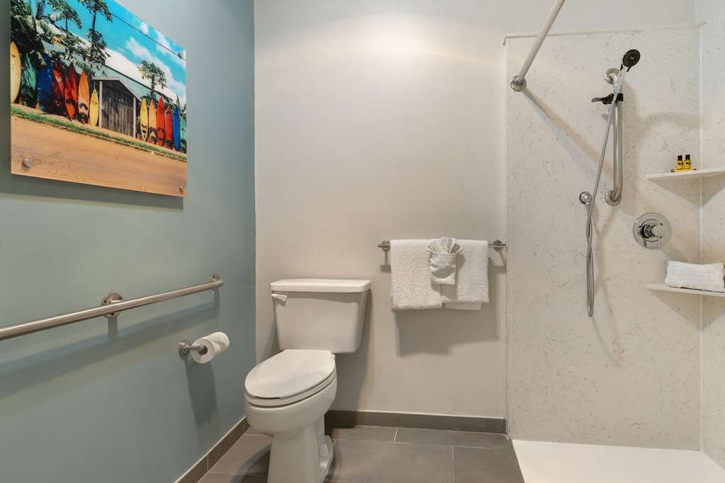 Best Western Plus All Suites Inn - photo 40