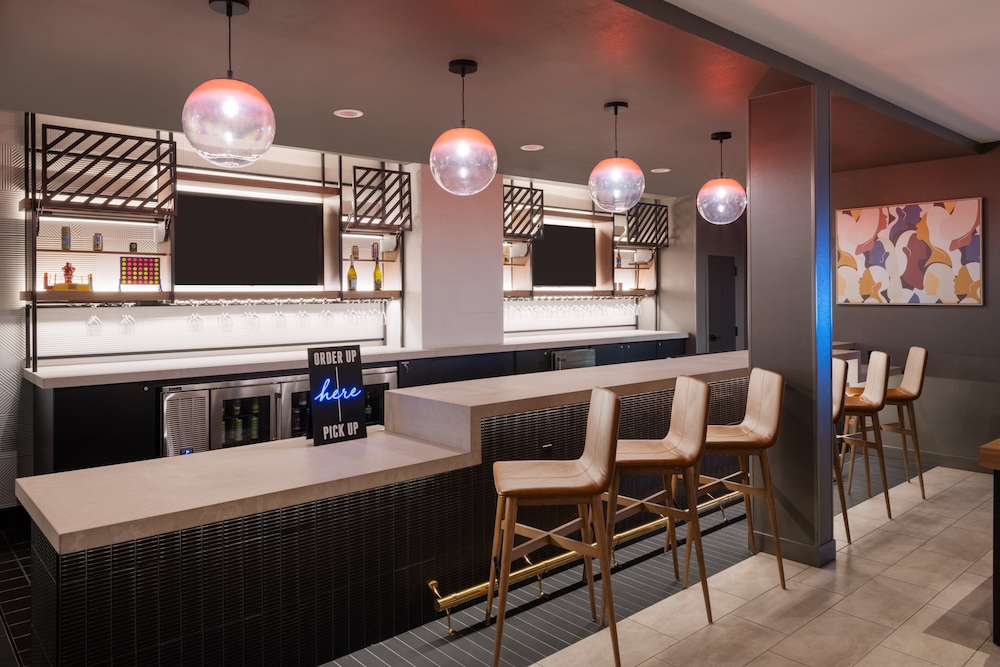 Atwell Suites Austin Airport by IHG - photo 60