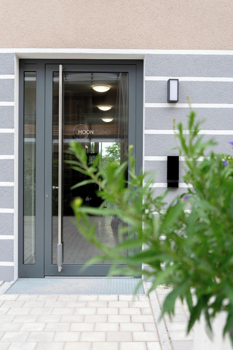 Moonliving Boutique Apartments — 4-Star Luxury Hotel in Eching, Germany