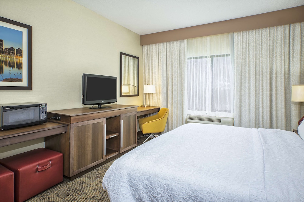 Hampton Inn Hotel Detroit Belleville Airport Area - photo 8