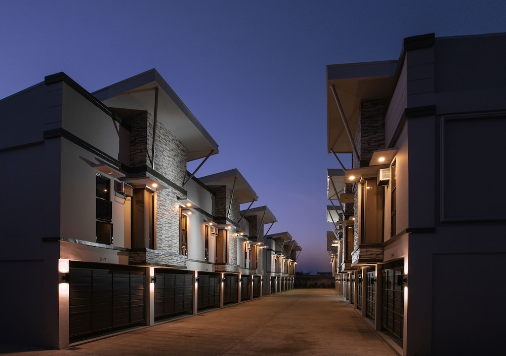 Sky Hotel Pampanga — hotel in Bacolor
