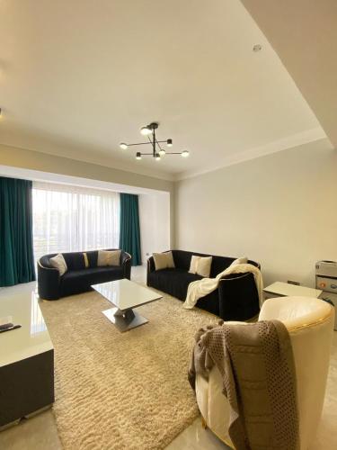 Kingsley Manor Perry Suites