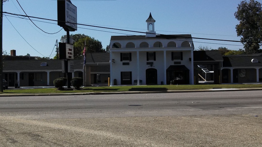 Mount Vernon Inn - photo 35