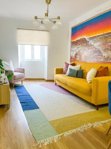 Alfama Cruise Terminal 1 Bed Apt near the Tagus River With A C