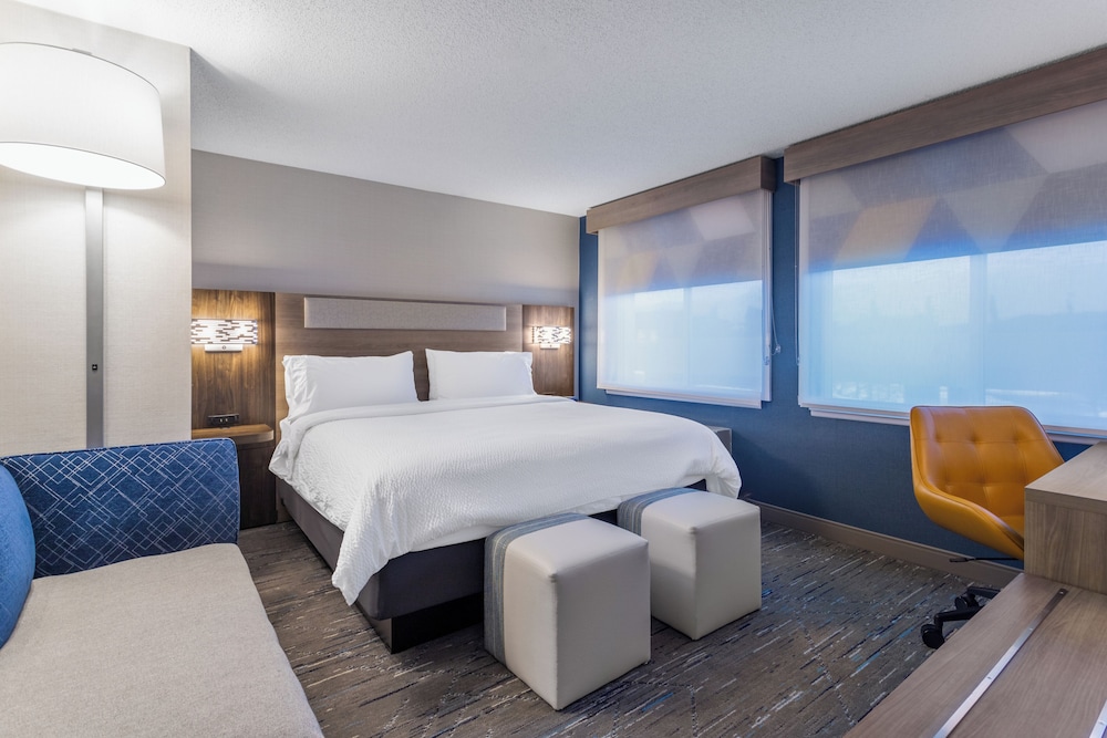 Holiday Inn Express & Suites Vadnais Heights by IHG - photo 20