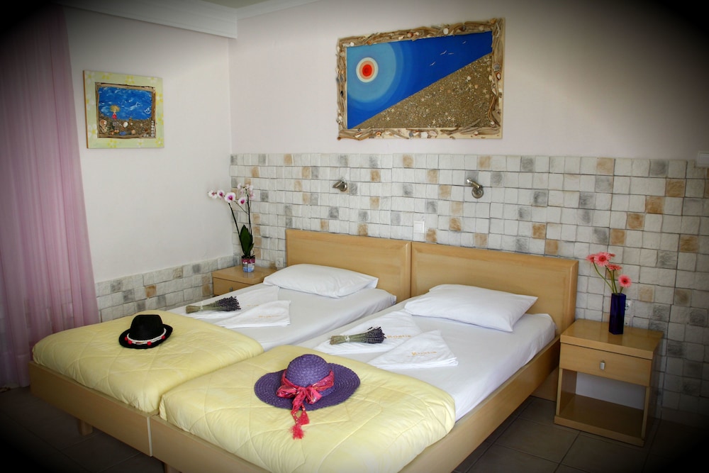 Hotel Kostis - last minute hotel in Skiathos