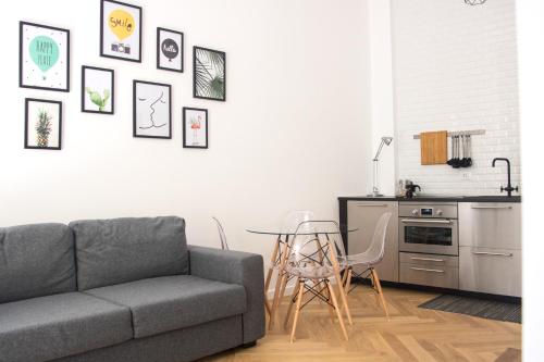Just Urban Stays Quiet and Stylish Loft in City Center V Giornate — 4-Star Luxury Hotel in Milan, Italy