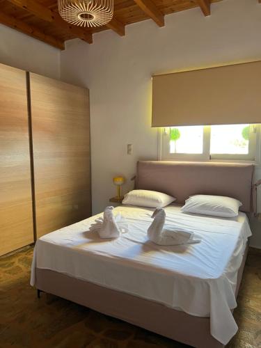 Sweet Home — 4-Star Luxury Hotel in Amarynthos, Greece