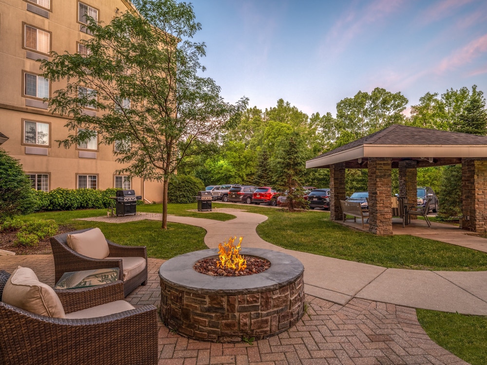 Staybridge Suites Milwaukee Airport South by IHG - photo 52