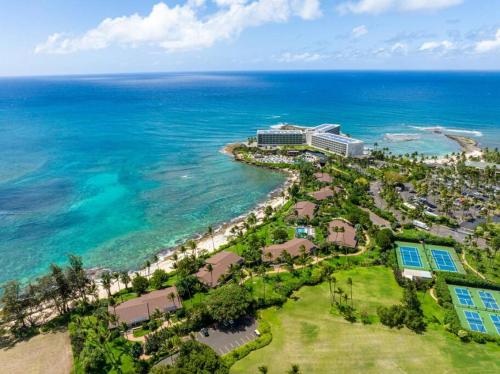 Stunning Golf Course front near the beach — 4-Star Luxury Hotel in Kahuku, United States