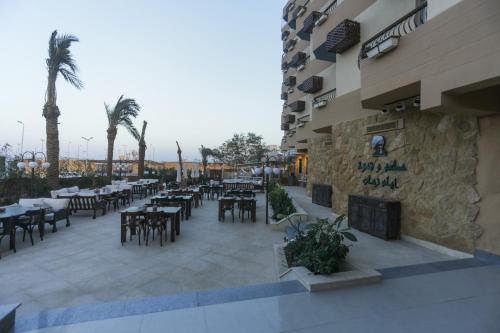 El Jawhara Inn
