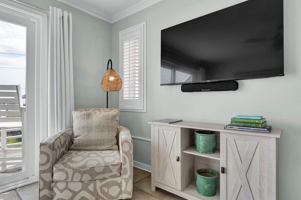 Sandpeddler Inn & Suites - photo 230