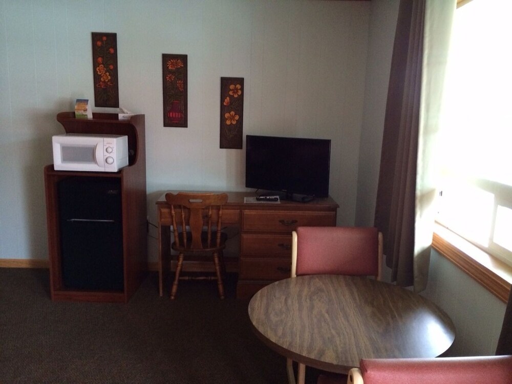 Wild Chinook Inn - photo 10