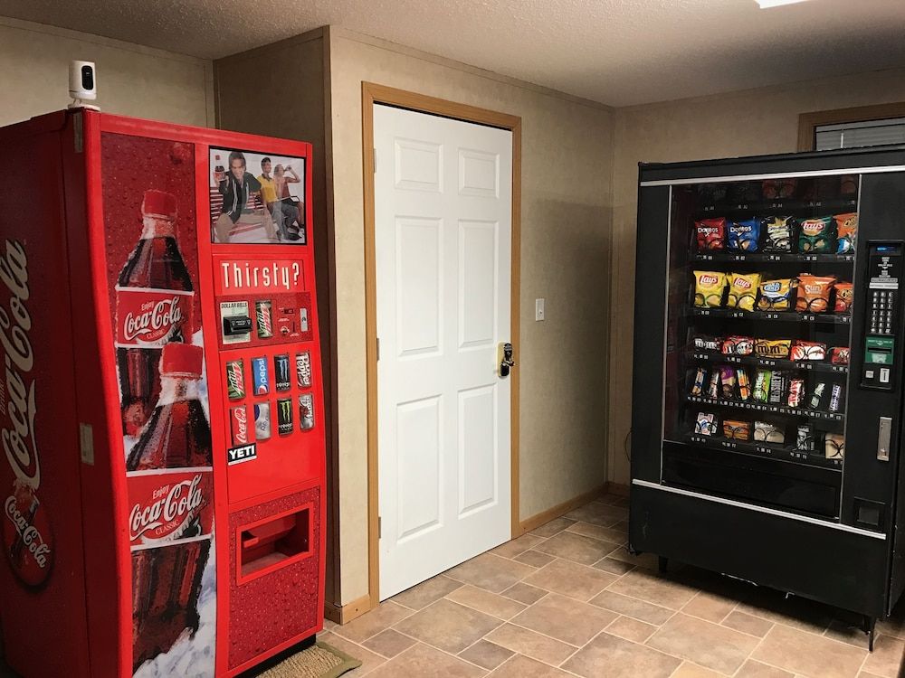 The Dakotan Motel - carbon neutral hotel in Williston